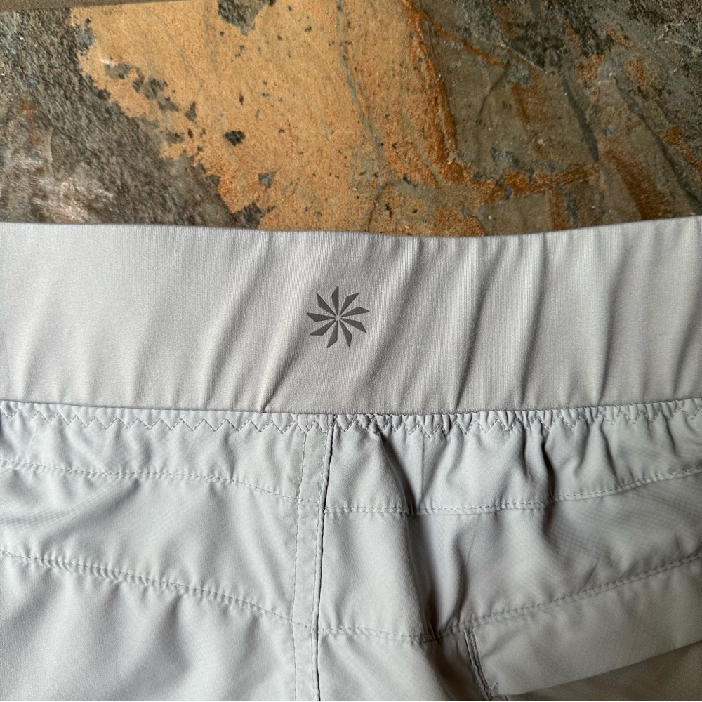 Athleta Stellar Running Shorts Light Gray Women’s Size Small - Picture 5 of 11